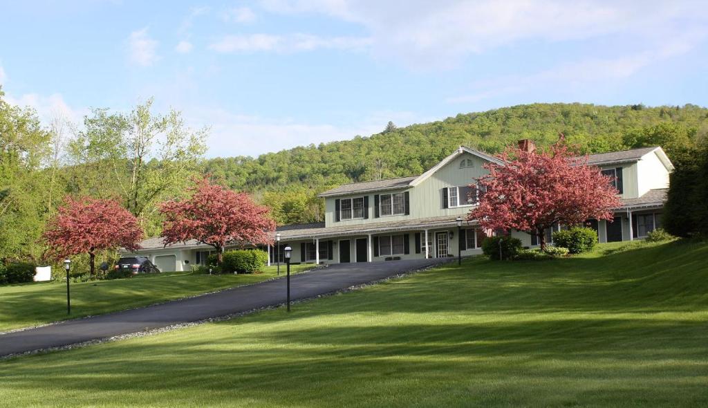 Braeside Lodging Main image 1